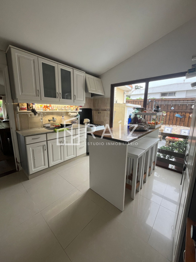 Casa ID.10596 - Casa en Venta, Mansa, Punta del Este, 3 Dormitorios.
