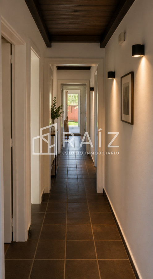 Casa ID.10595 - Casa en Venta, Mansa, Punta del Este, 3 Dormitorios.