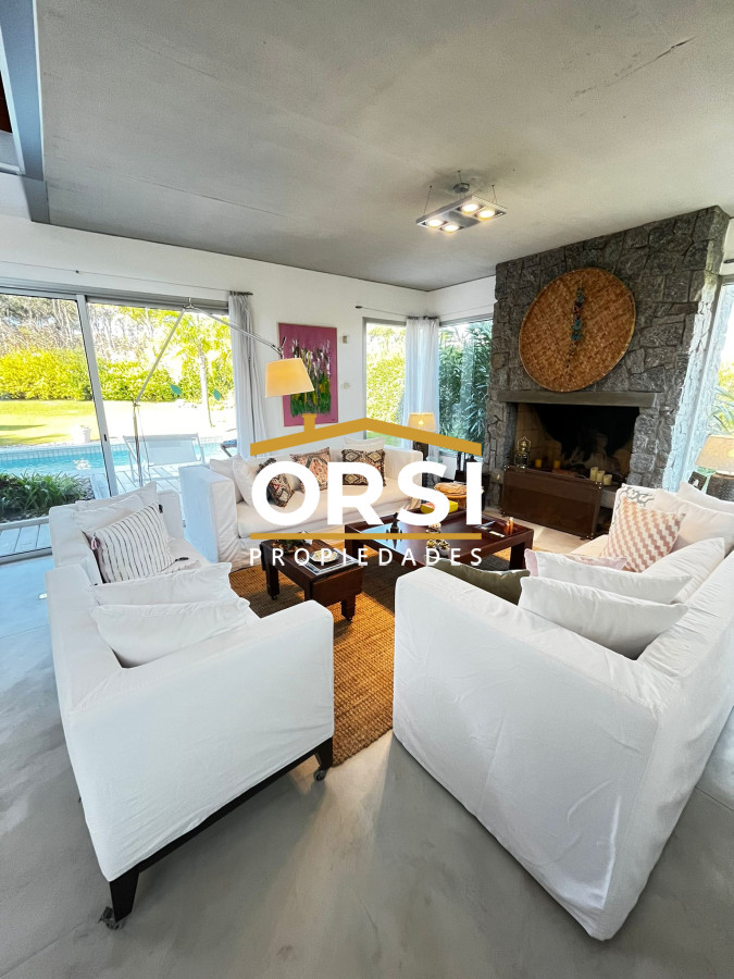 Casa ID.263 - Casa en Venta y Alquiler, Rincón del Indio, Punta del Este, 3 Dormitorios.