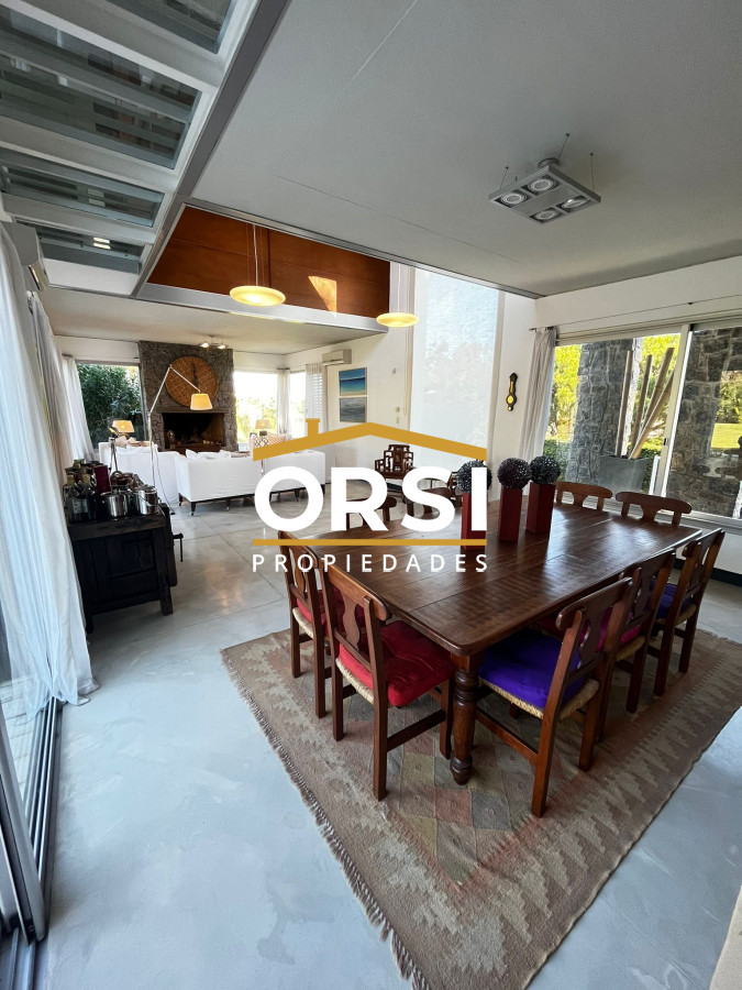 Casa ID.263 - Casa en Venta y Alquiler, Rincón del Indio, Punta del Este, 3 Dormitorios.