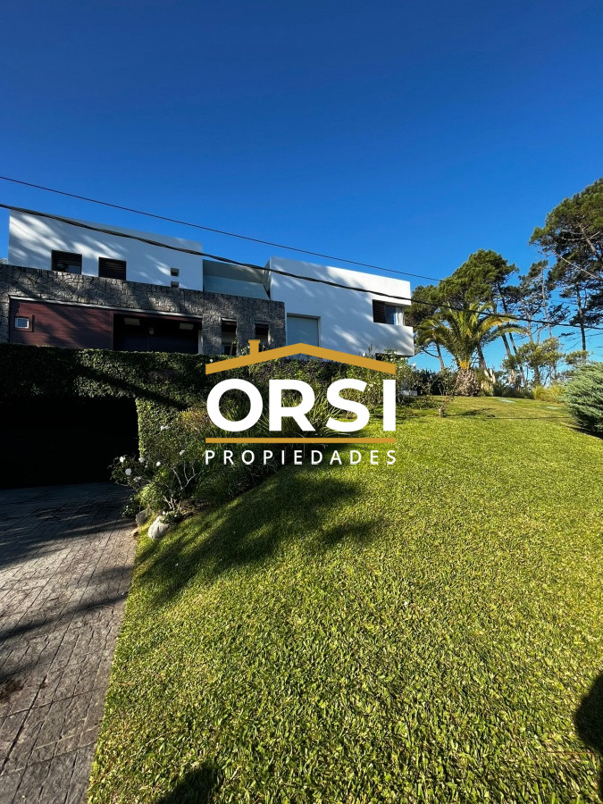 Casa ID.263 - Casa en Venta y Alquiler, Rincón del Indio, Punta del Este, 3 Dormitorios.