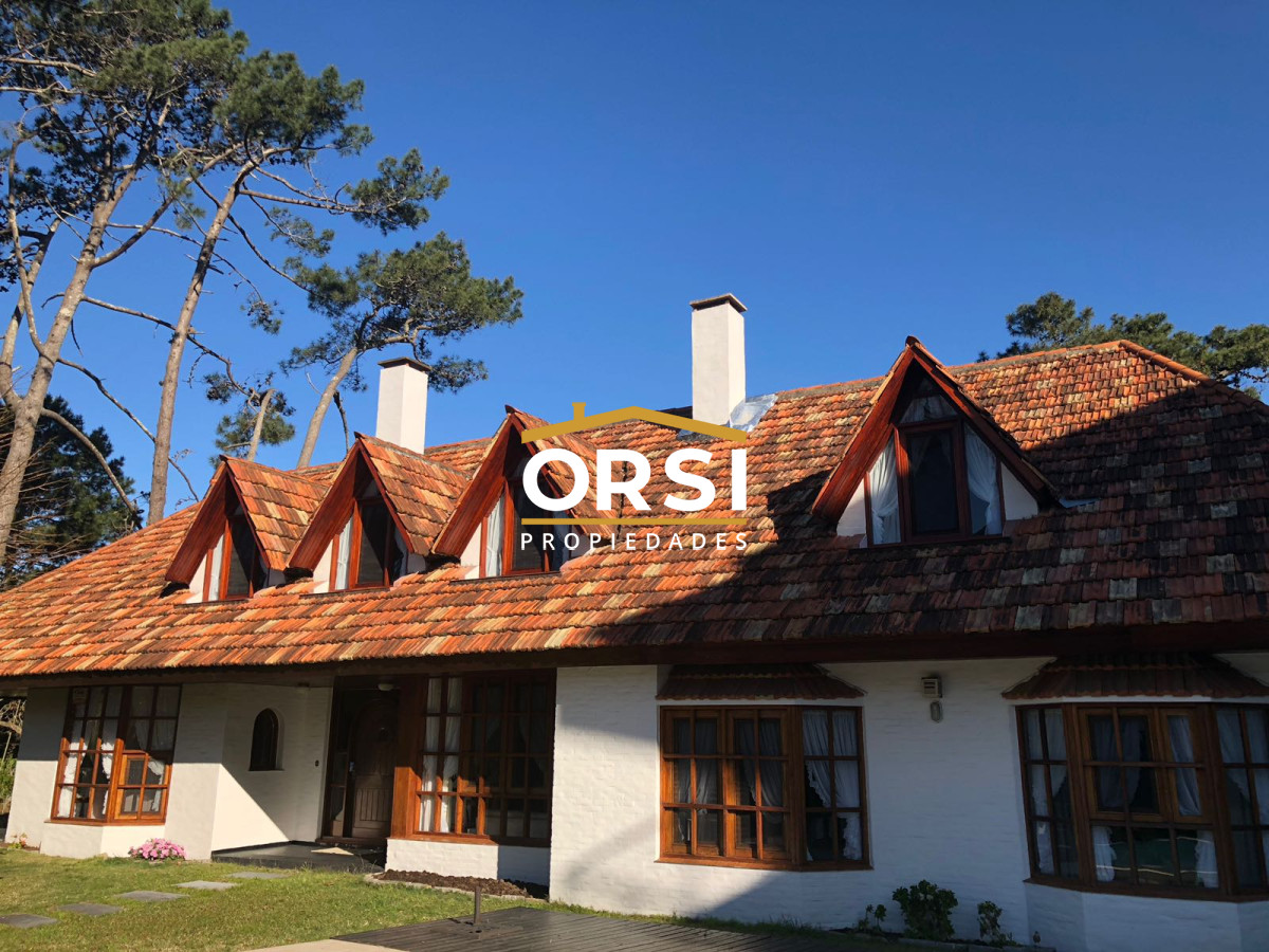 Casa ID.161 - Casa en VENTA, y alquiler San Rafael, Punta del Este, 5 Dormitorios.