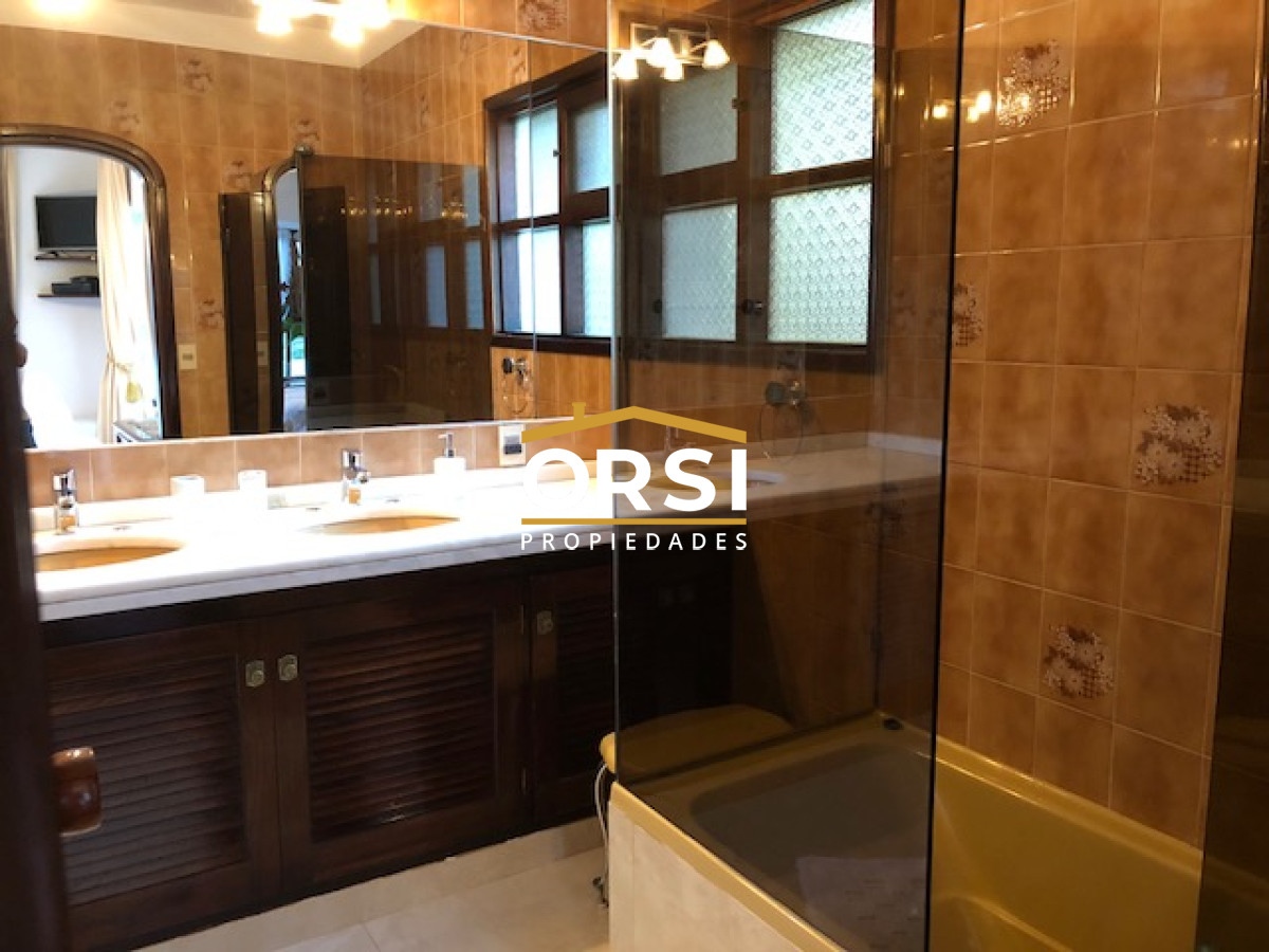 Casa ID.161 - Casa en VENTA, y alquiler San Rafael, Punta del Este, 5 Dormitorios.