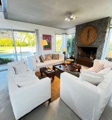 Casa en Venta y Alquiler, Rincón del Indio, Punta del Este, 3 Dormitorios.