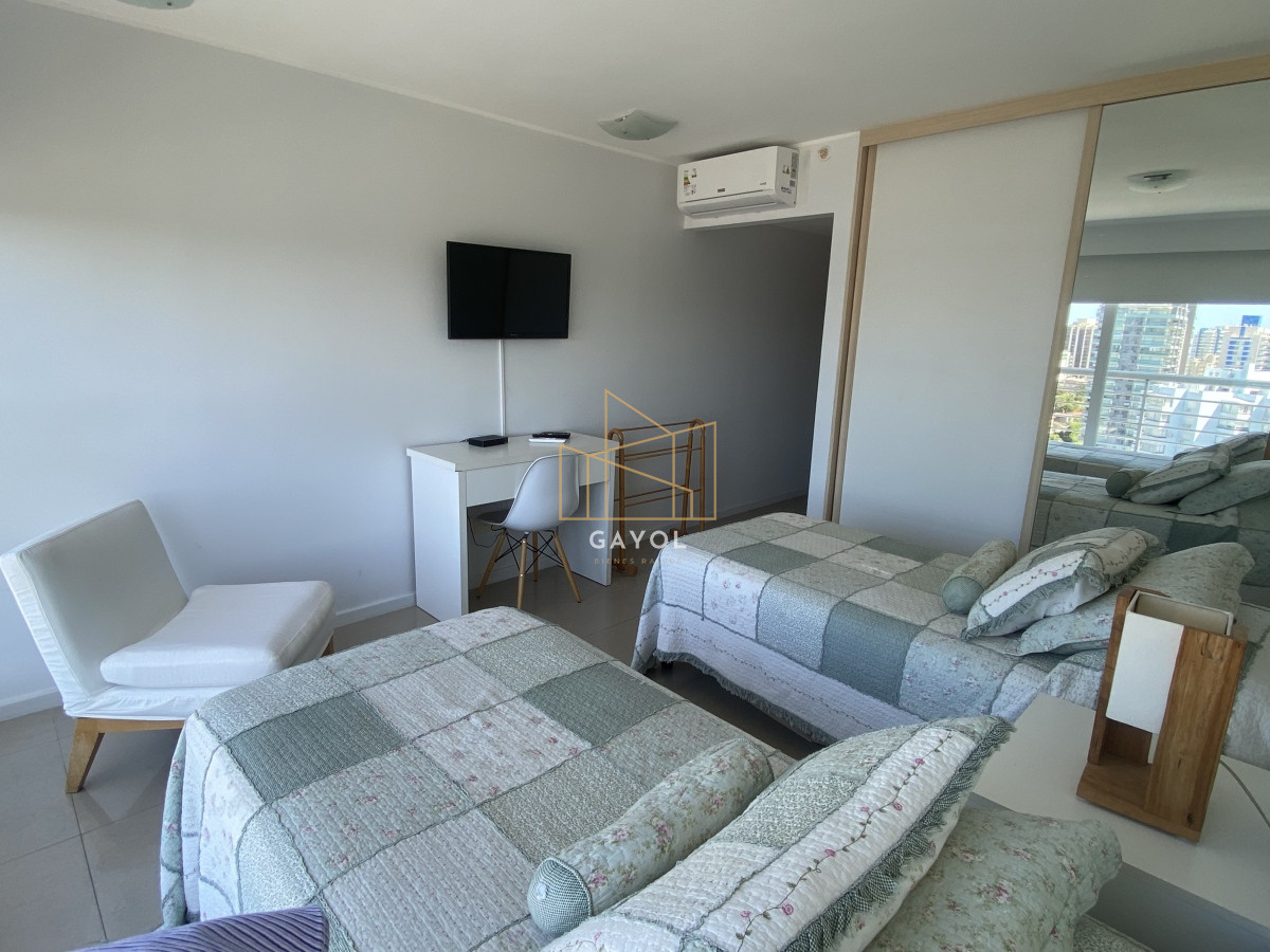 Apartamento ID.1127 - Apartamento en Venta y Alquiler, Mansa, Punta del Este, 3 Dormitorios.