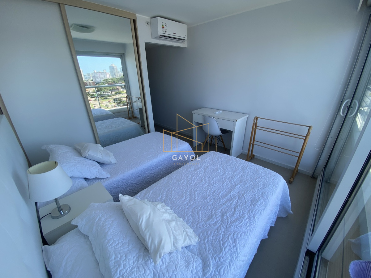 Apartamento ID.1127 - Apartamento en Venta y Alquiler, Mansa, Punta del Este, 3 Dormitorios.