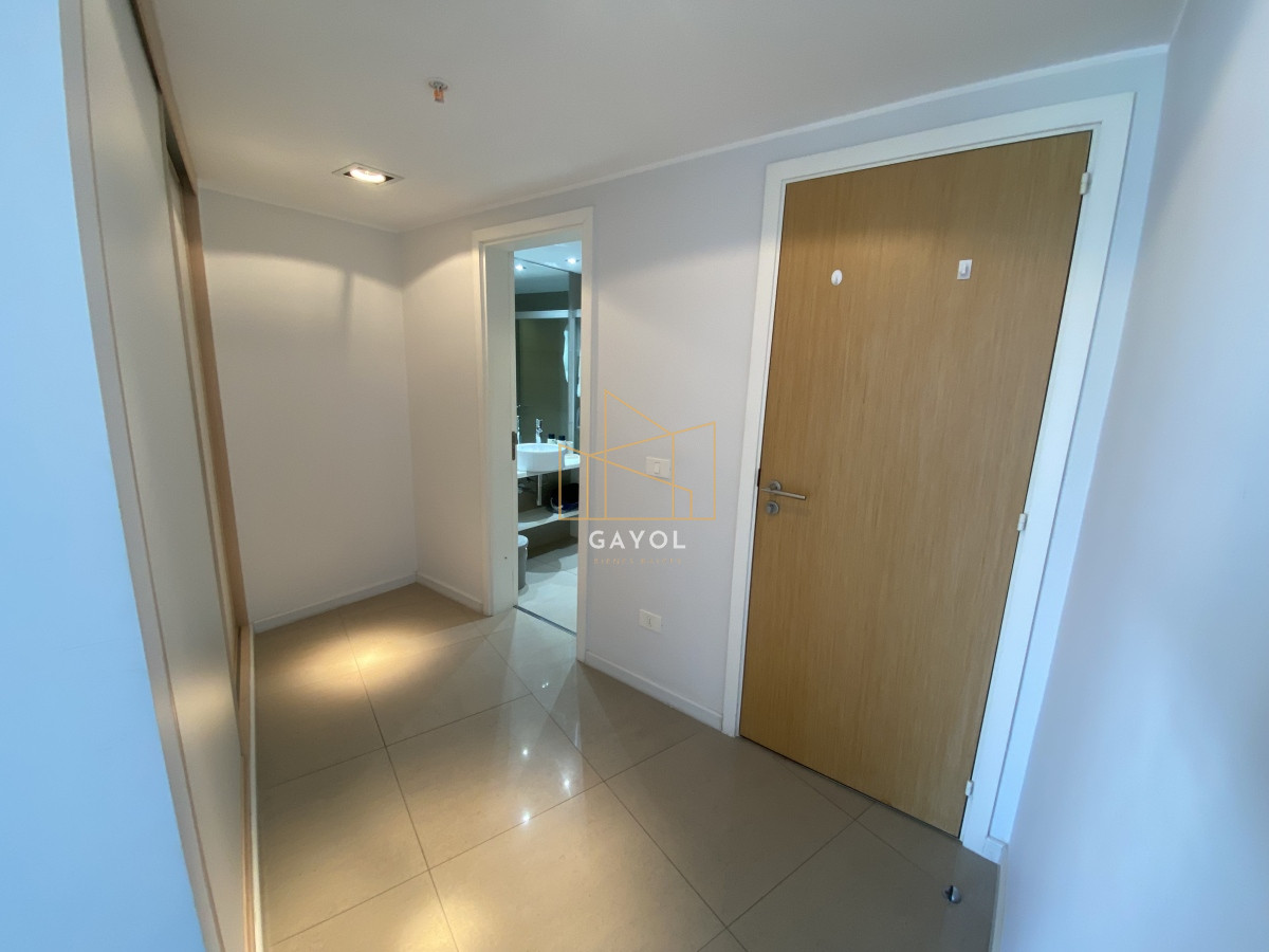 Apartamento ID.1127 - Apartamento en Venta y Alquiler, Mansa, Punta del Este, 3 Dormitorios.