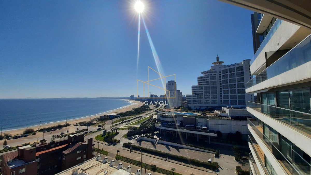 Apartamento ID.1127 - Apartamento en Venta y Alquiler, Mansa, Punta del Este, 3 Dormitorios.