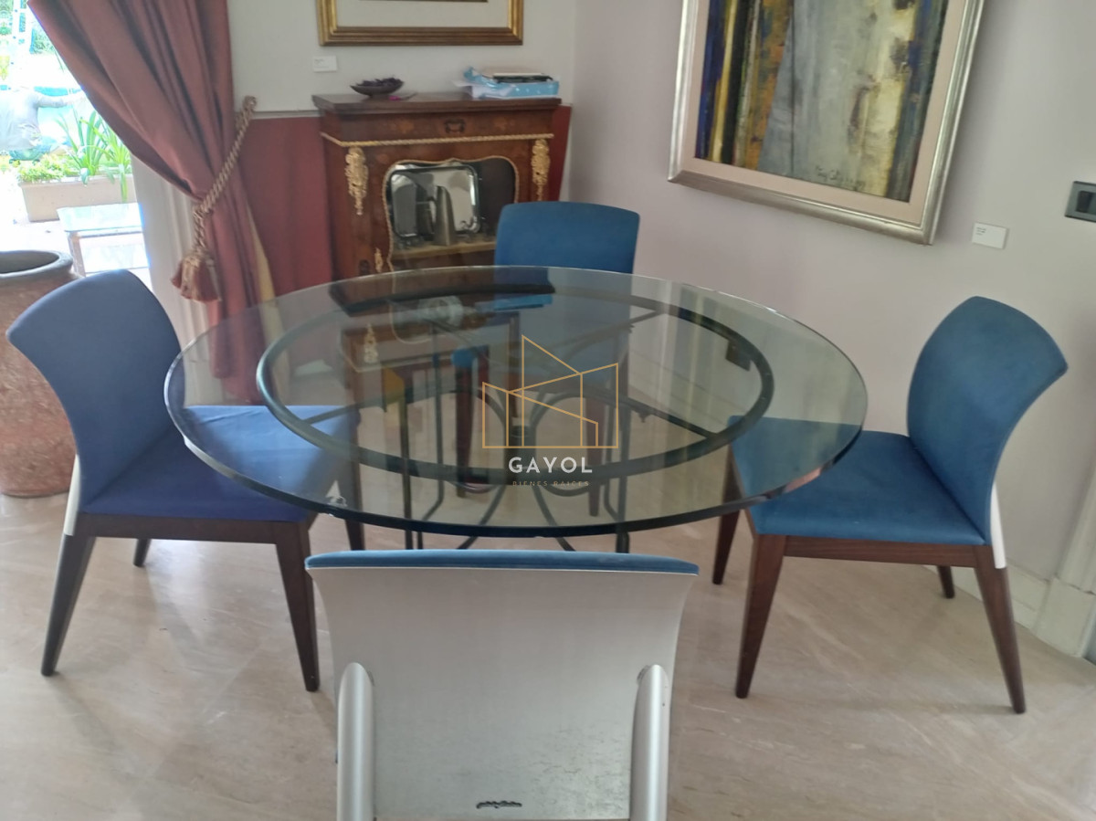 Casa ID.873 - Casa para alquilar de 5 dormitorios en Punta del Este 