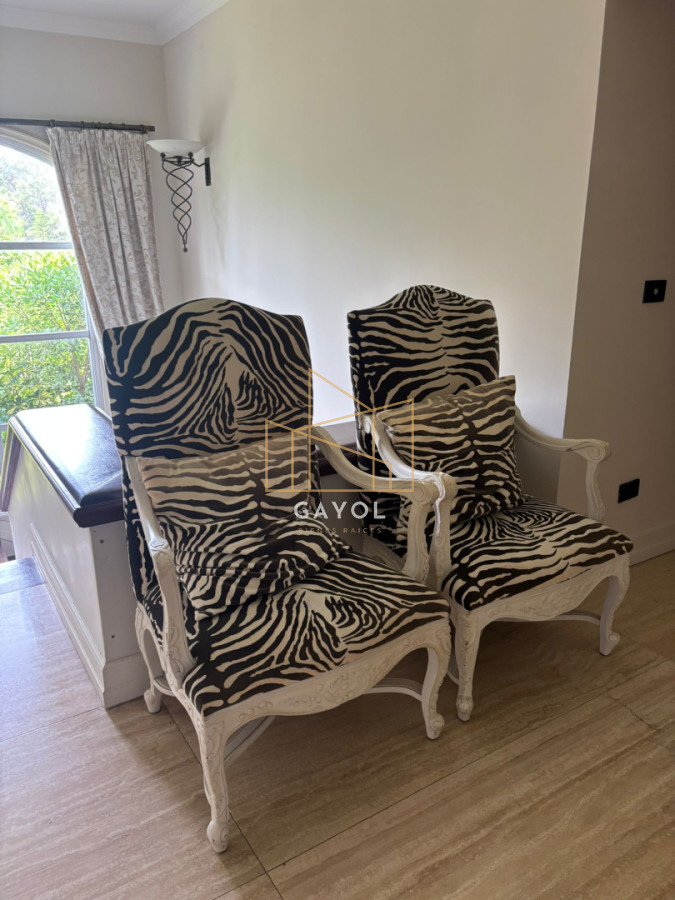 Casa ID.873 - Casa para alquilar de 5 dormitorios en Punta del Este 