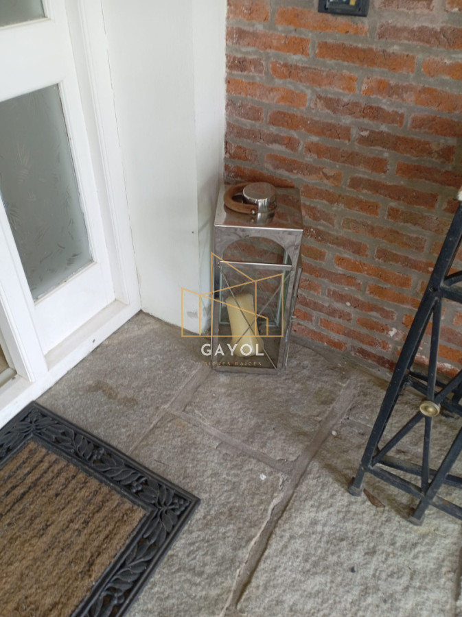 Casa ID.873 - Casa para alquilar de 5 dormitorios en Punta del Este 