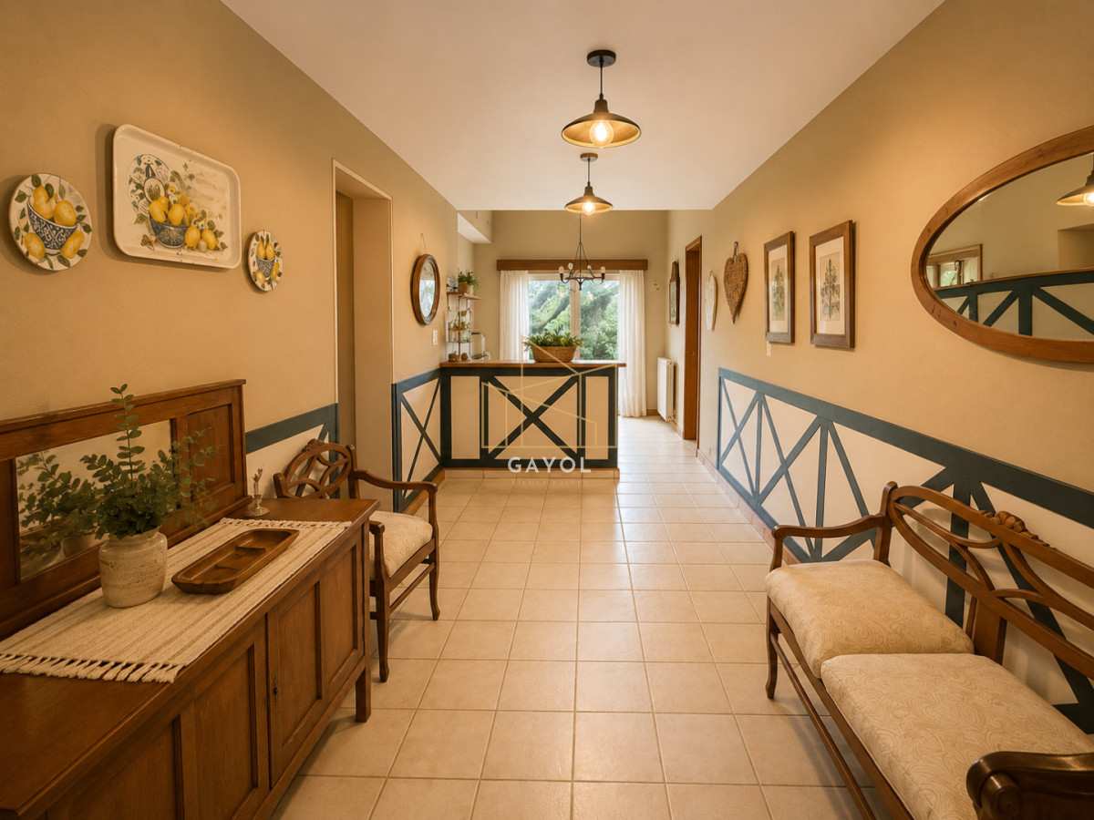 Casa ID.872 - Cálida casa en Parada 13 de La Brava