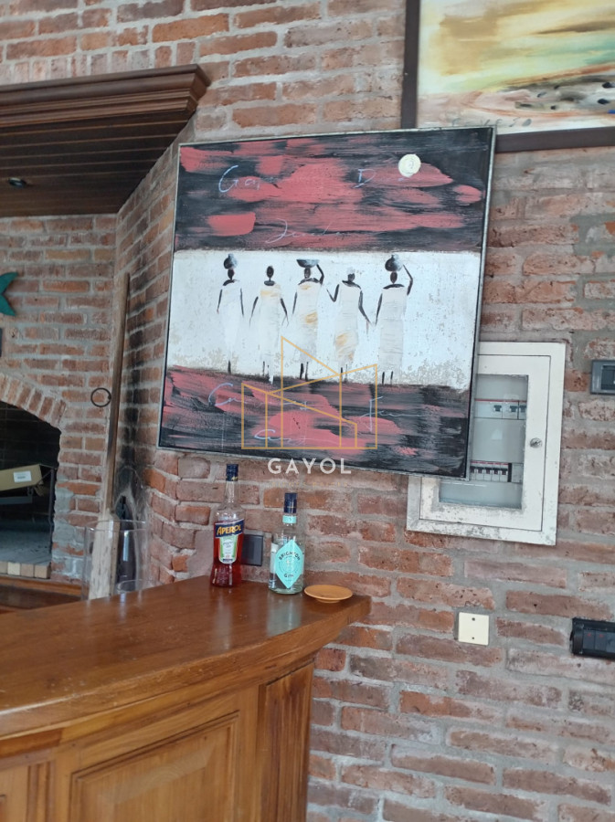 Casa ID.873 - Casa para alquilar de 5 dormitorios en Punta del Este 