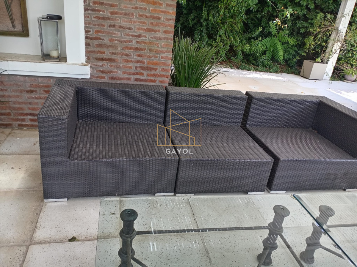 Casa ID.873 - Casa para alquilar de 5 dormitorios en Punta del Este 