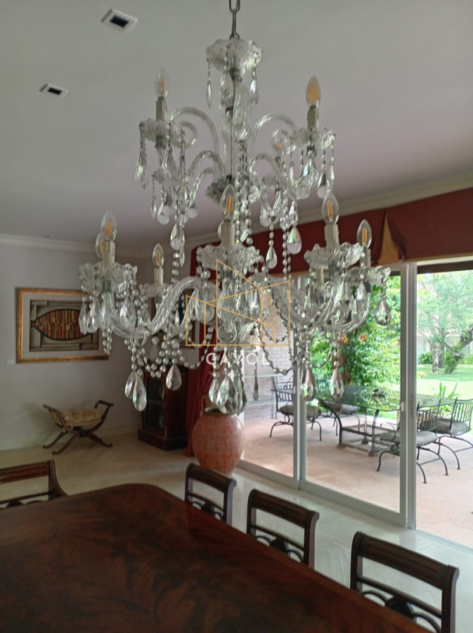 Casa ID.873 - Casa para alquilar de 5 dormitorios en Punta del Este 