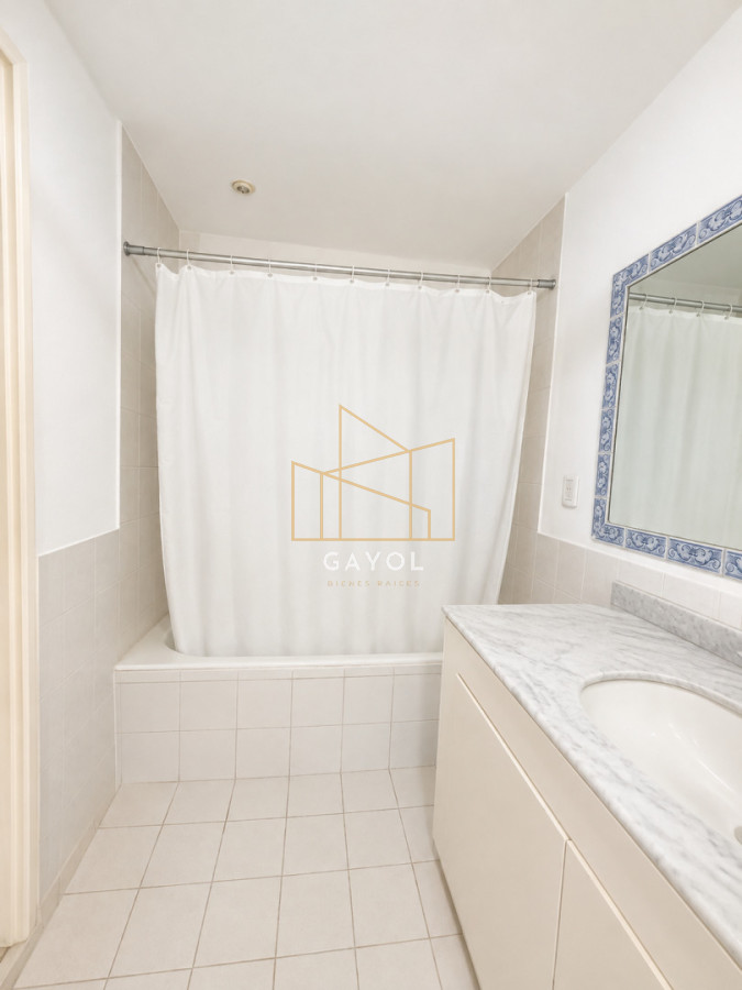 Casa ID.872 - Cálida casa en Parada 13 de La Brava