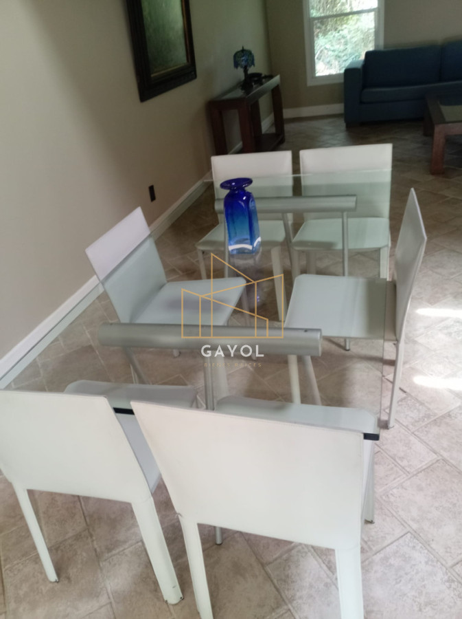 Casa ID.873 - Casa para alquilar de 5 dormitorios en Punta del Este 