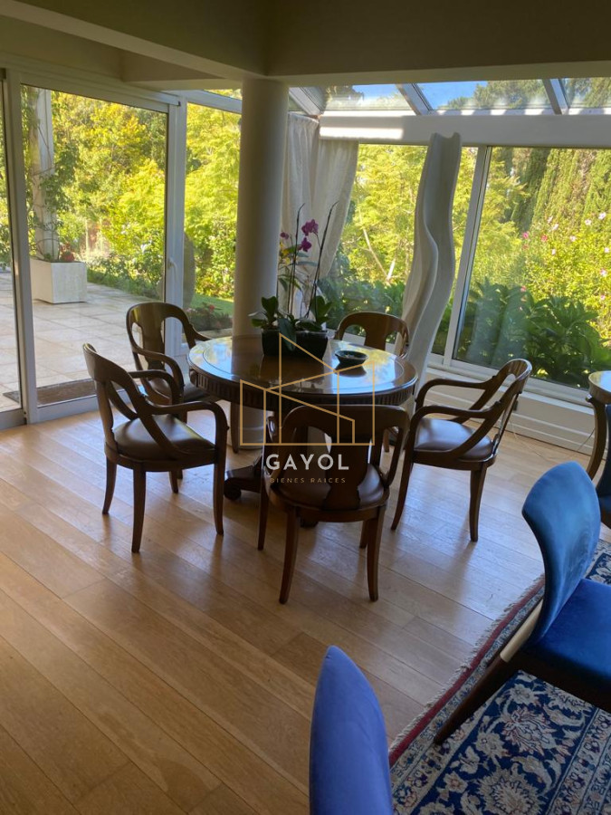 Casa ID.873 - Casa para alquilar de 5 dormitorios en Punta del Este 