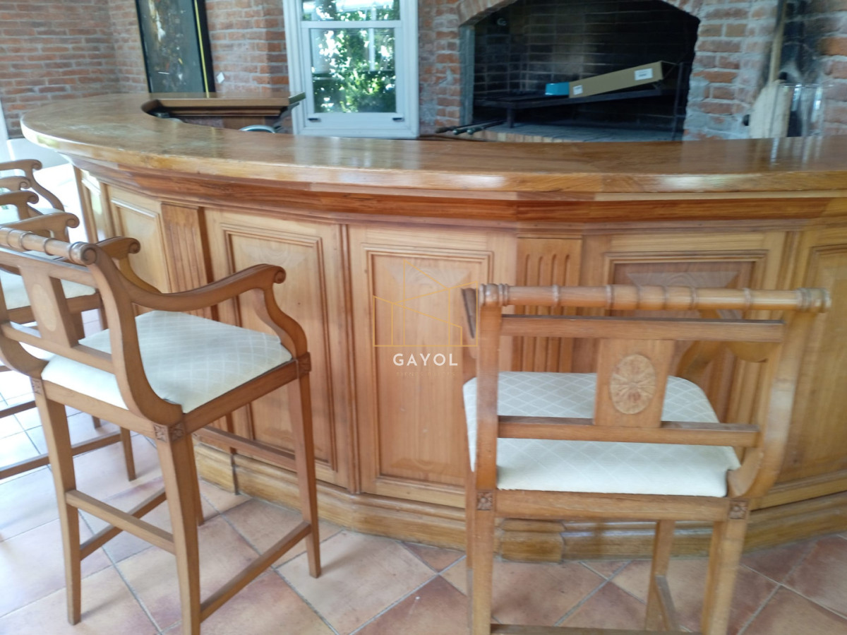 Casa ID.873 - Casa para alquilar de 5 dormitorios en Punta del Este 