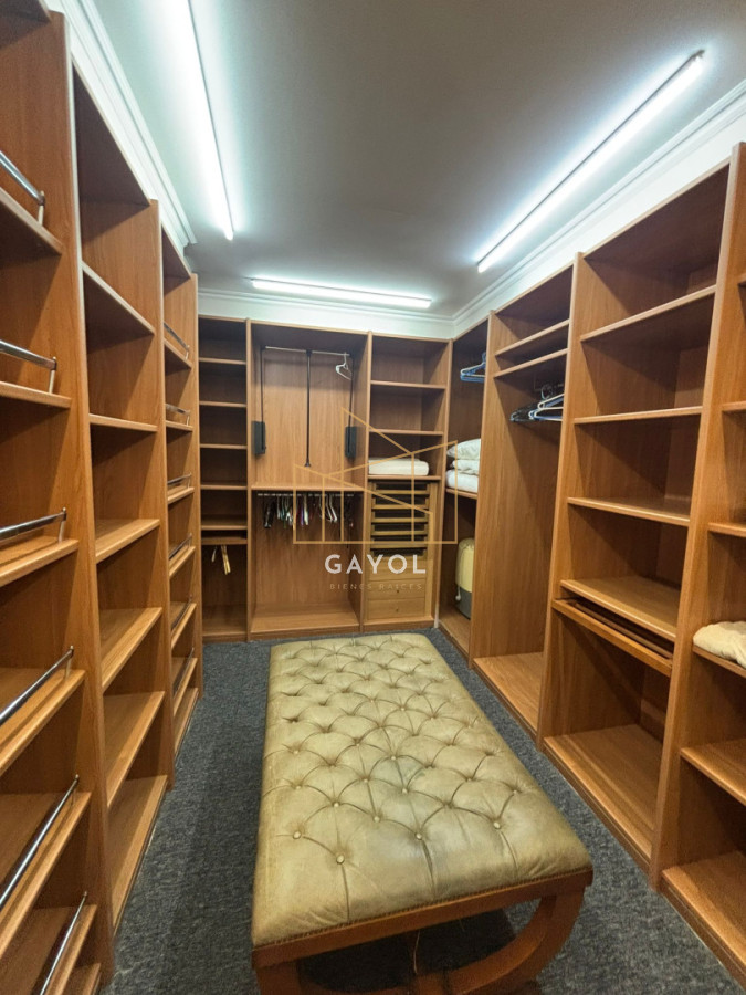 Casa ID.873 - Casa para alquilar de 5 dormitorios en Punta del Este 