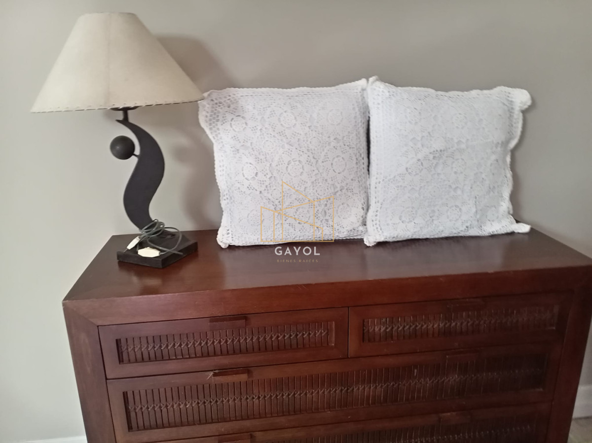 Casa ID.873 - Casa para alquilar de 5 dormitorios en Punta del Este 