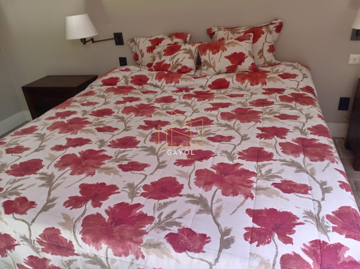 Casa ID.873 - Casa para alquilar de 5 dormitorios en Punta del Este 