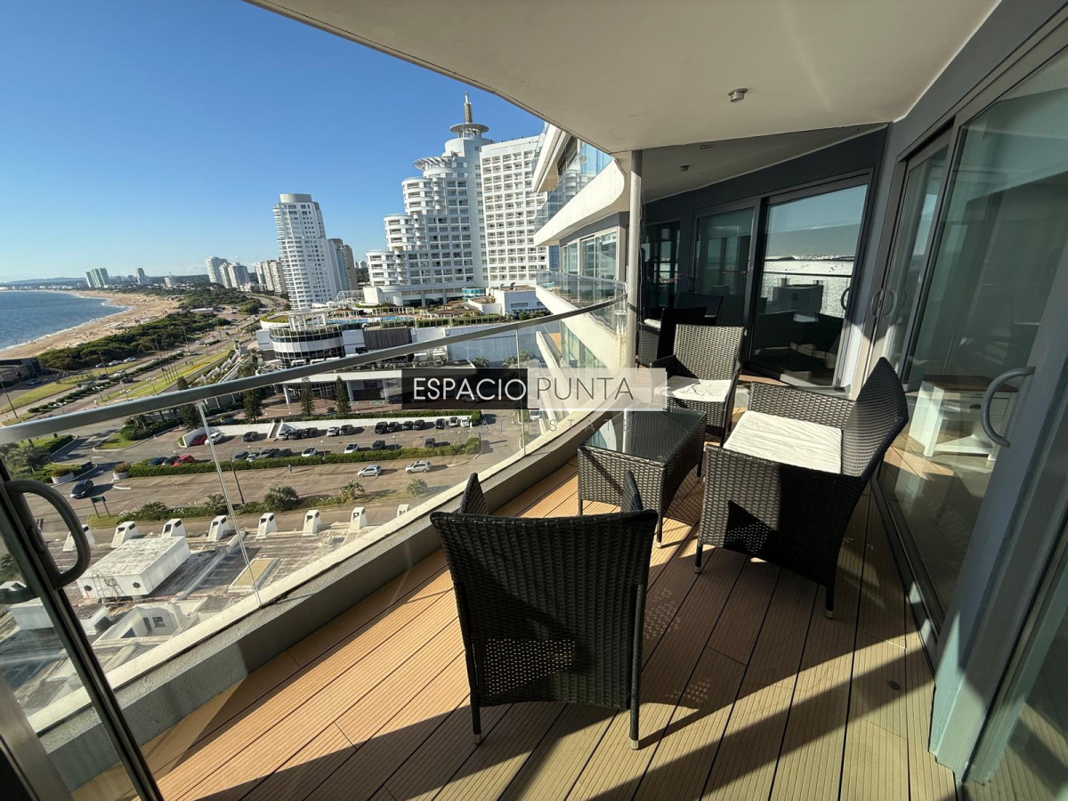 Apartamento ID.2911 - Venta de apartamento 4 ambientes - Peninsula, Punta del Este