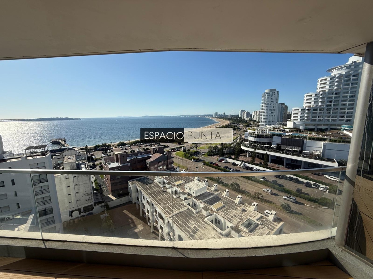 Apartamento ID.2911 - Venta de apartamento 4 ambientes - Peninsula, Punta del Este