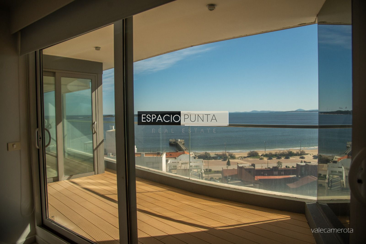 Apartamento ID.2911 - Venta de apartamento 4 ambientes - Peninsula, Punta del Este