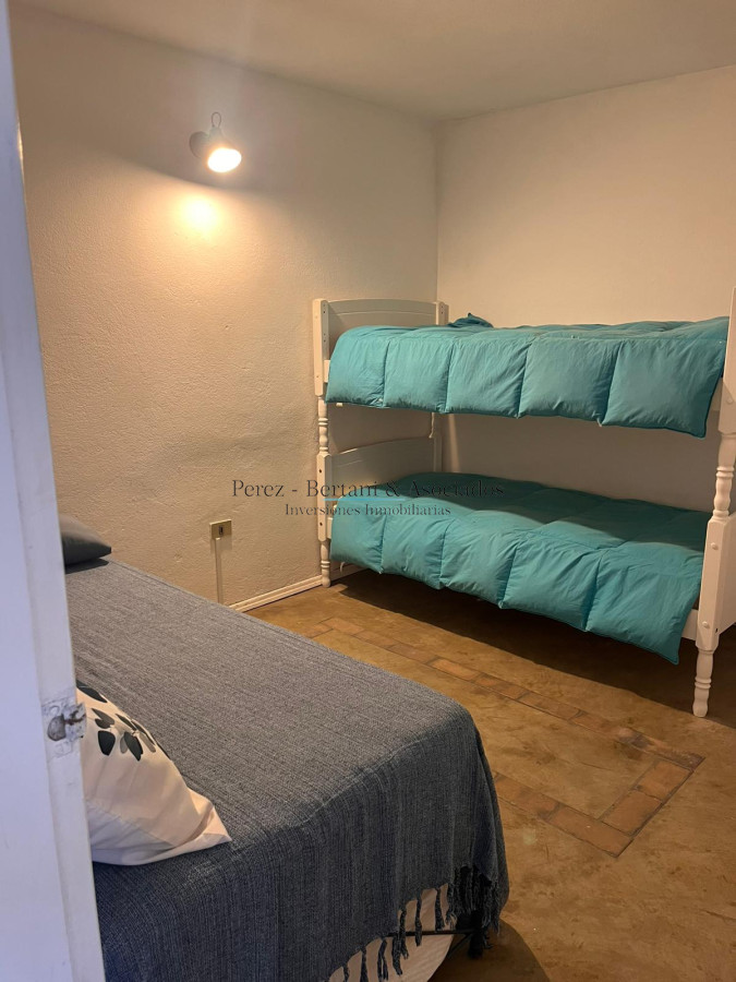 Casa ID.655 - VENTA DE CASA DE 3 DORMITORIOS CON VISTA AL MAR EN PINARES PUNTA DEL ESTE 