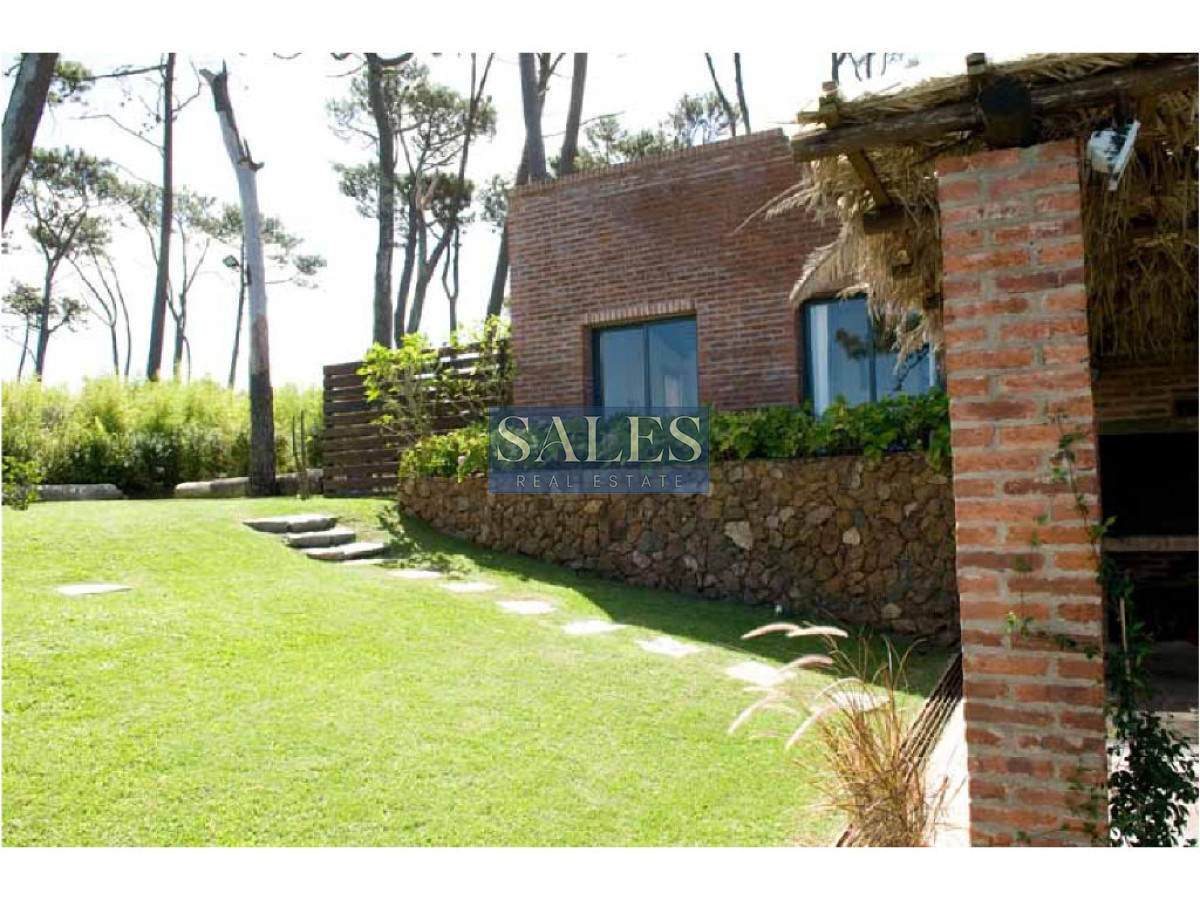 Casa ID.1422 - Casa en Venta, Pinares, Punta del Este, 3 Dormitorios.