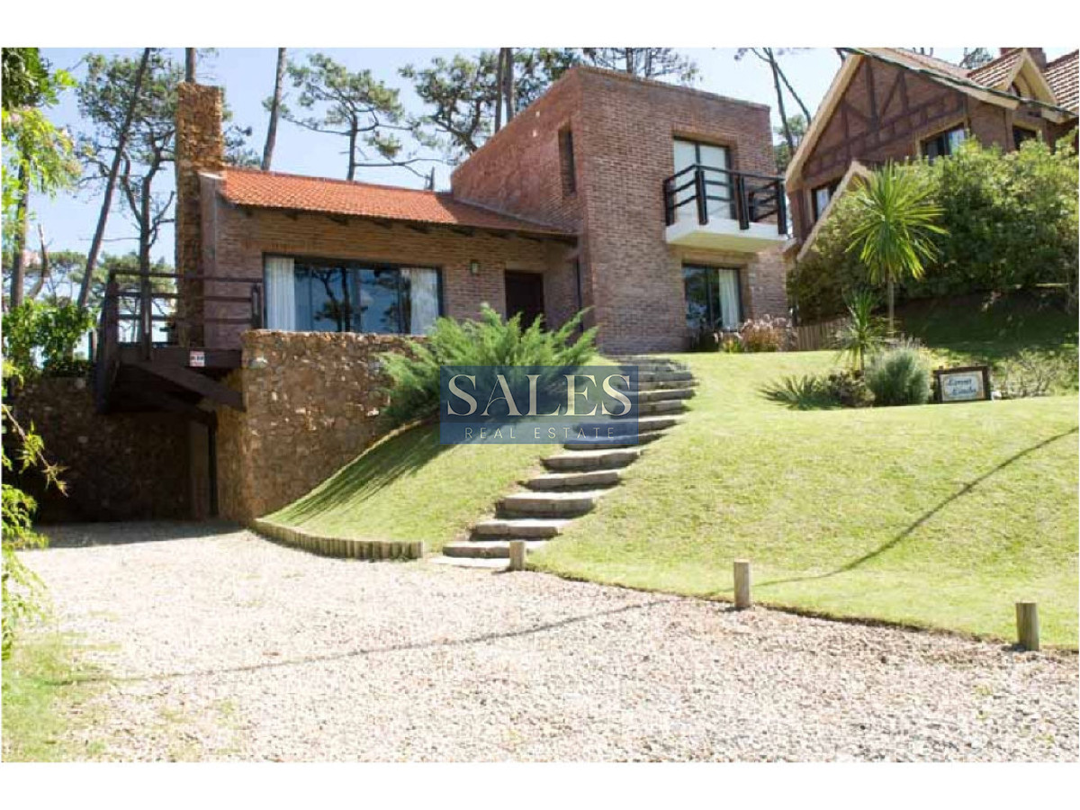 Casa ID.1422 - Casa en Venta, Pinares, Punta del Este, 3 Dormitorios.