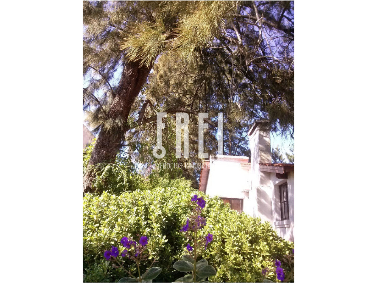 Casa ID.210 - Casa en Venta, Pinares, Punta del Este, 2 Dormitorios.