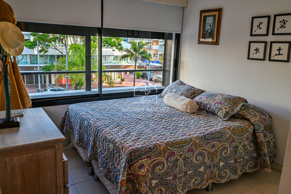 Apartamento ID.1407 - Apartamento en Venta y Alquiler, Peninsula, Punta del Este, 3 Dormitorios.