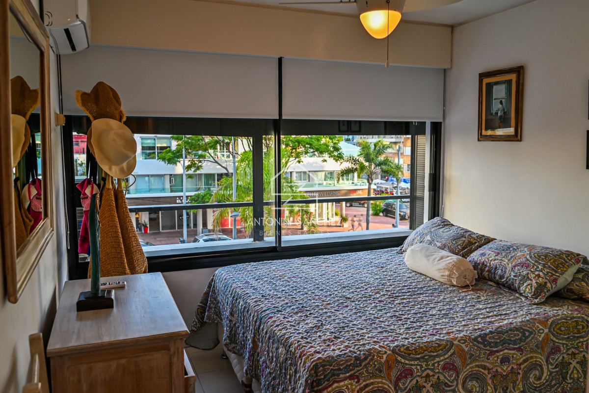 Apartamento ID.1407 - Apartamento en Venta y Alquiler, Peninsula, Punta del Este, 3 Dormitorios.