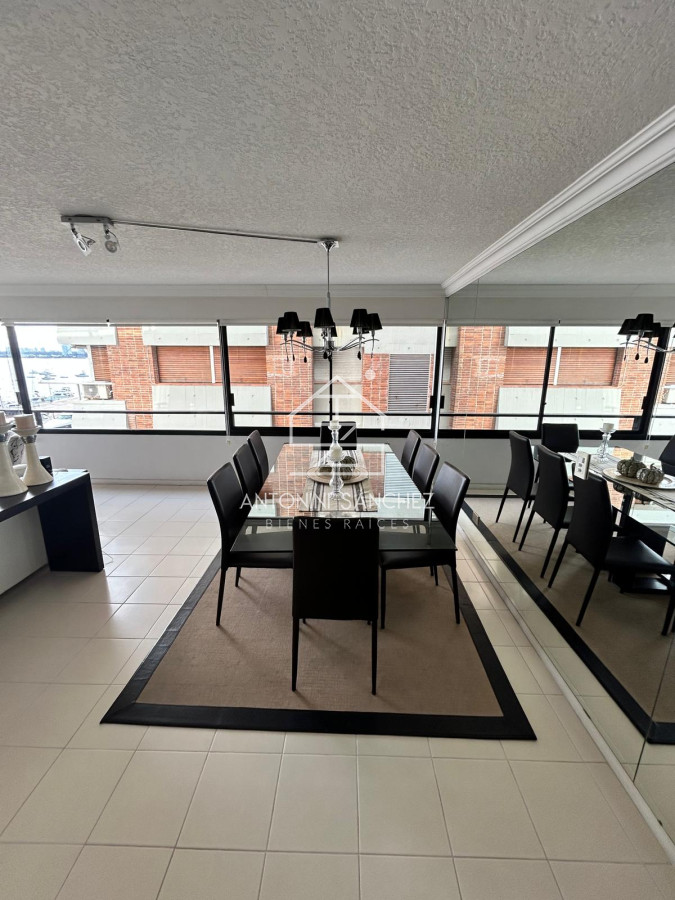 Apartamento ID.1407 - Apartamento en Venta y Alquiler, Peninsula, Punta del Este, 3 Dormitorios.
