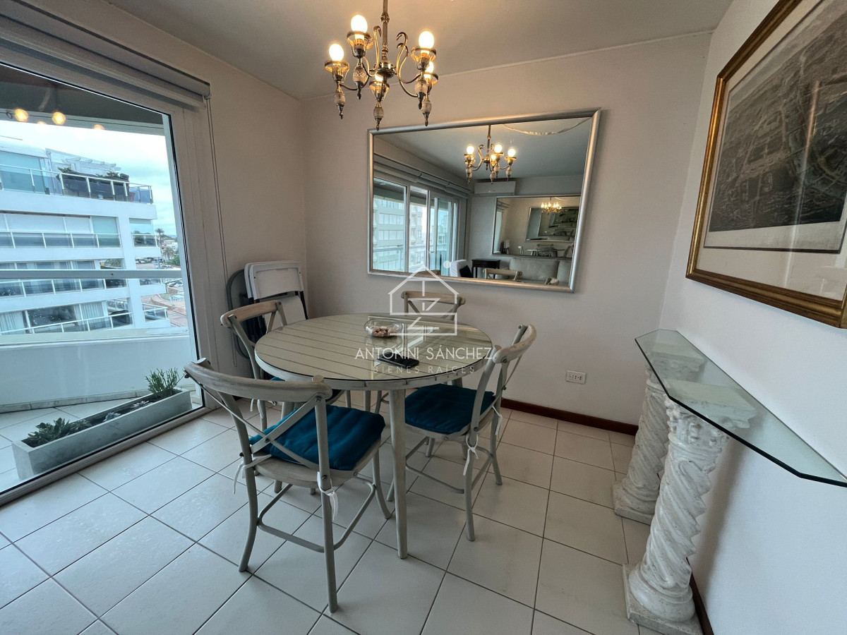 Apartamento ID.2249 - Apartamento en Venta y Alquiler, Peninsula, Punta del Este, 2 Dormitorios.