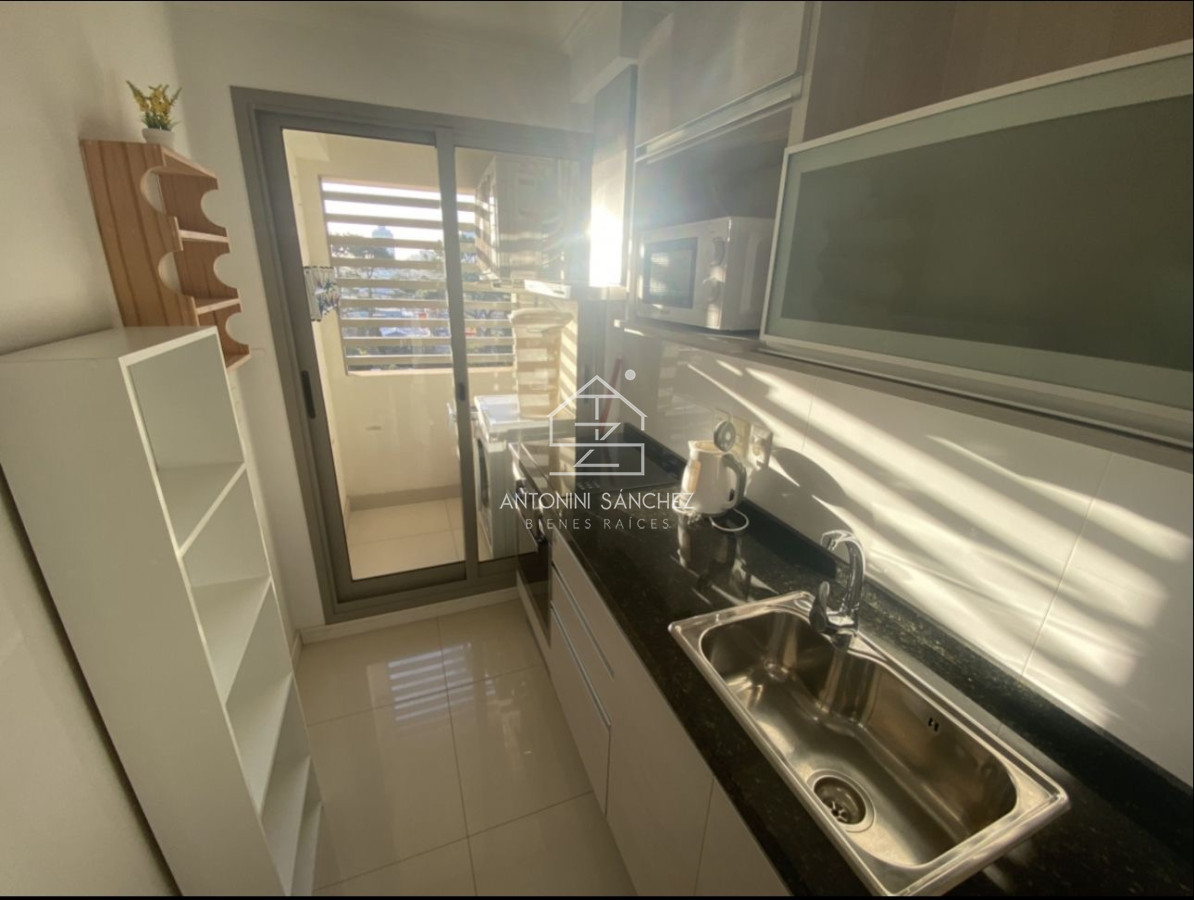 Apartamento ID.1071 - Alquiler Anual Apto. 1 Dorm. En Península Punta del Este 