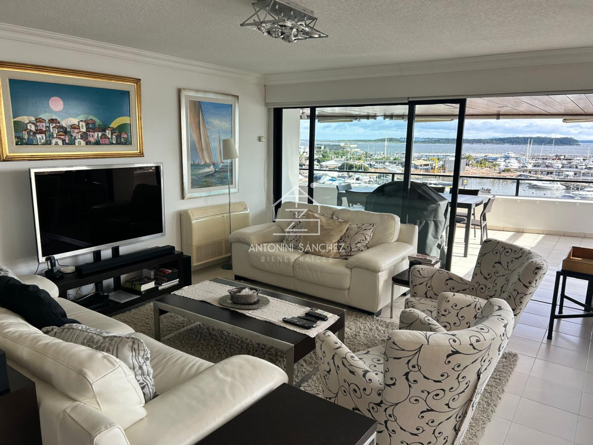 Apartamento ID.1407 - Apartamento en Venta y Alquiler, Peninsula, Punta del Este, 3 Dormitorios.