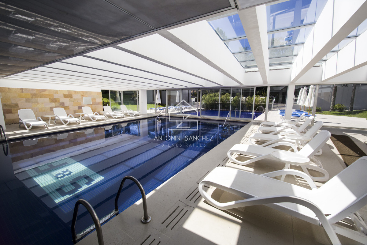 Apartamento ID.2085 - Apartamento en Venta y Alquiler, Mansa, Punta del Este, 2 Dormitorios.