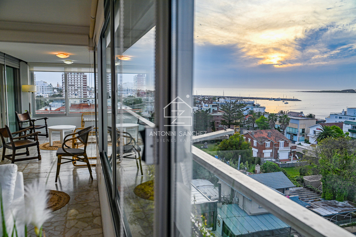 Apartamento ID.1638 - Hermoso Apartamento en Venta en Zona Puerto