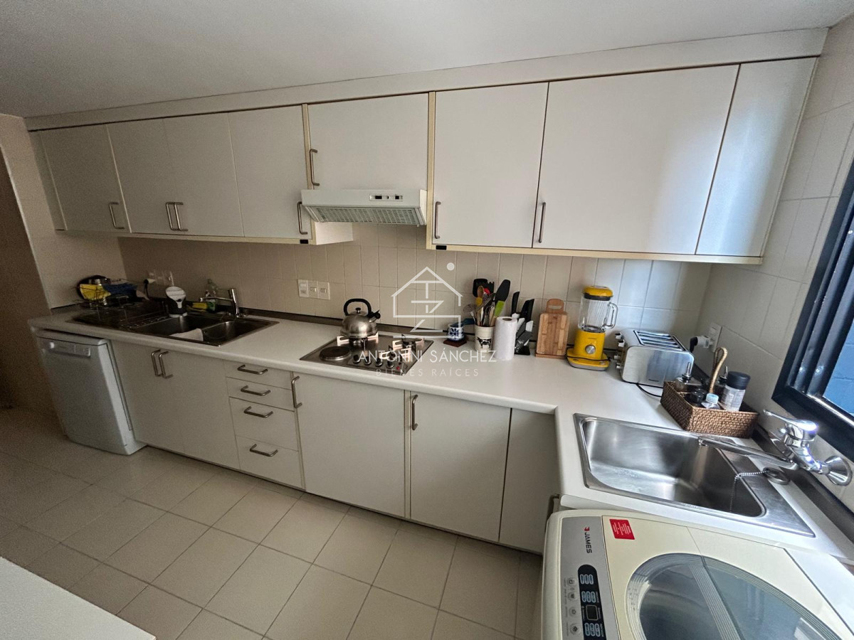 Apartamento ID.1407 - Apartamento en Venta y Alquiler, Peninsula, Punta del Este, 3 Dormitorios.