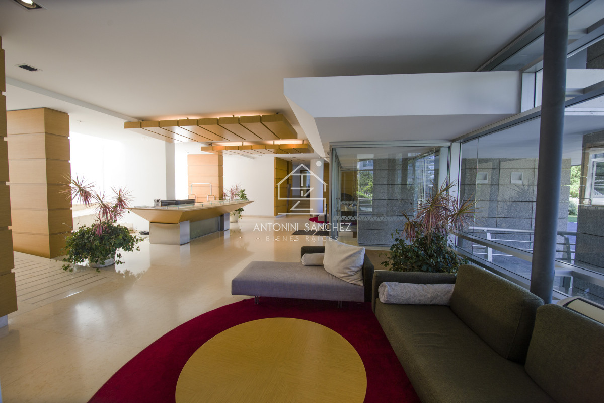 Apartamento ID.2085 - Apartamento en Venta y Alquiler, Mansa, Punta del Este, 2 Dormitorios.