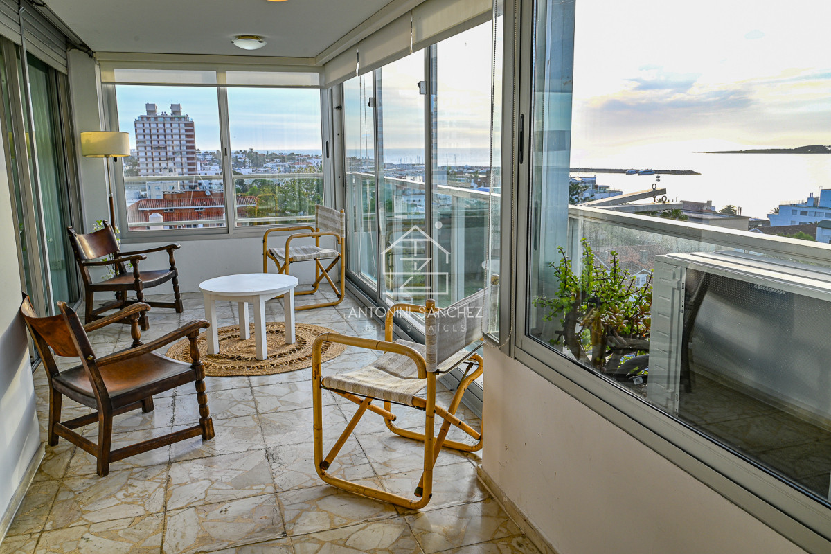 Apartamento ID.1638 - Hermoso Apartamento en Venta en Zona Puerto