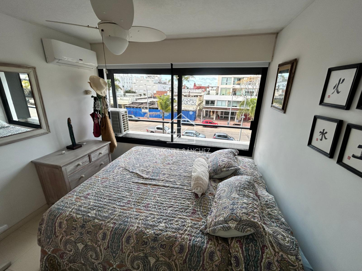 Apartamento ID.1407 - Apartamento en Venta y Alquiler, Peninsula, Punta del Este, 3 Dormitorios.