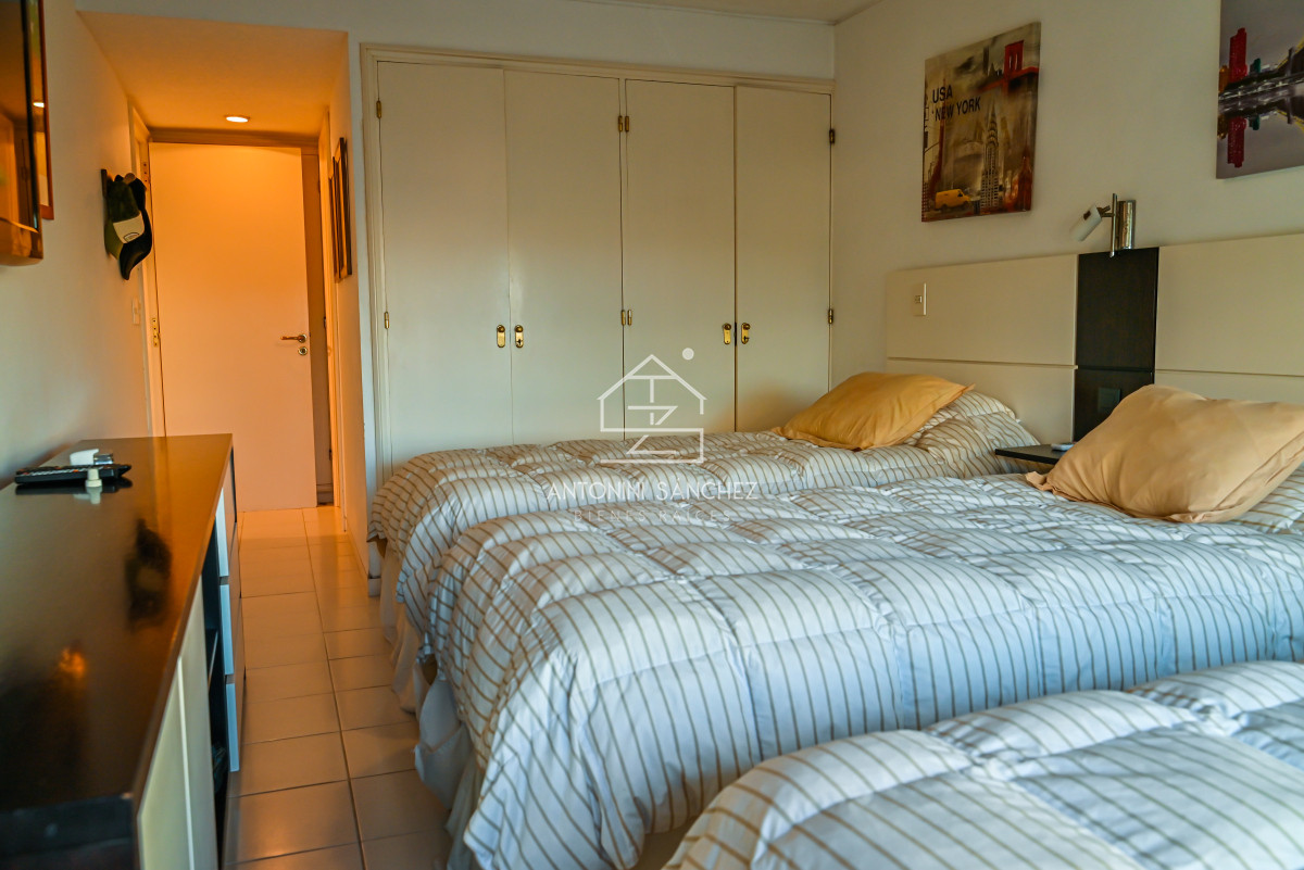 Apartamento ID.1407 - Apartamento en Venta y Alquiler, Peninsula, Punta del Este, 3 Dormitorios.