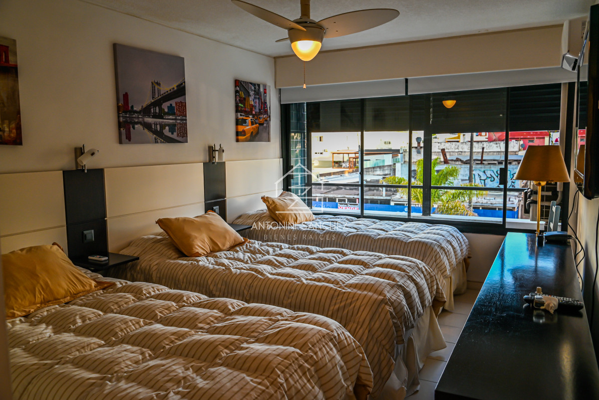 Apartamento ID.1407 - Apartamento en Venta y Alquiler, Peninsula, Punta del Este, 3 Dormitorios.