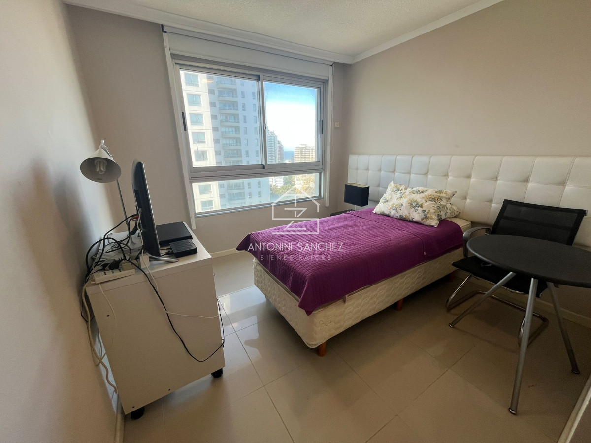 Apartamento ID.2438 - Venta Apartamento 3 dormitorios Punta del Este 