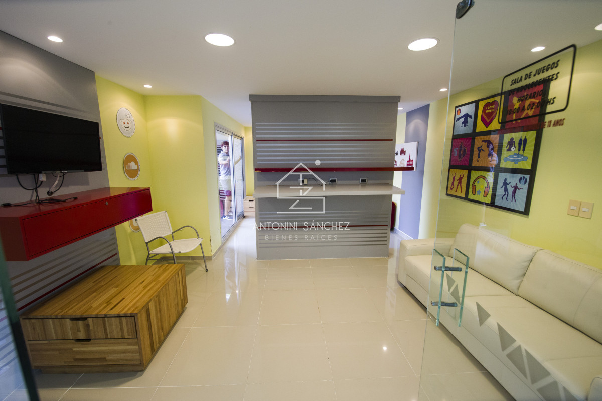 Apartamento ID.2085 - Apartamento en Venta y Alquiler, Mansa, Punta del Este, 2 Dormitorios.
