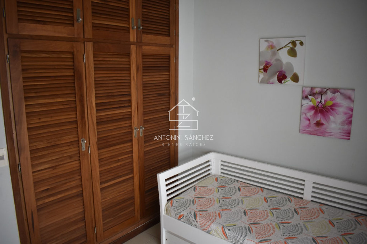 Apartamento ID.2248 - Apartamento en Venta y Alquiler, Peninsula, Punta del Este, 2 Dormitorios.